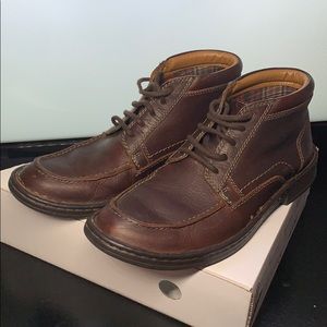 Clarks brown Kyros mid ankle boots